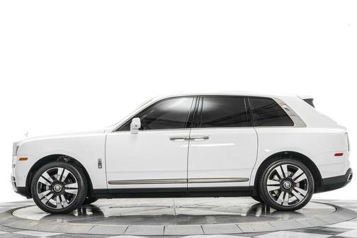 2024 Rolls-Royce Cullinan -Shooting Star Headliner, Picnic Tables, Low Miles