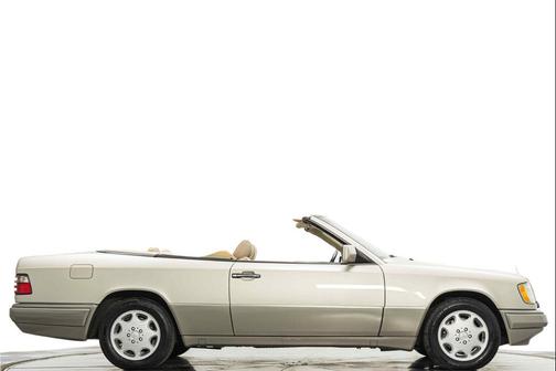 Smoke Silver Metallic 1995 Mercedes-Benz E-Class Convertible -Extremely Clean Classic Mercedes