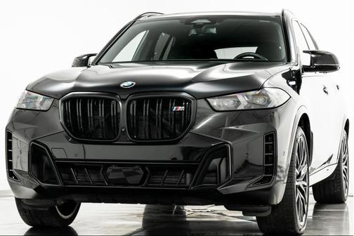 2025 BMW X5 M60i