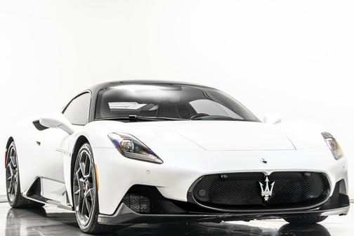 Bianco Audace 2022 Maserati MC20 Coupe