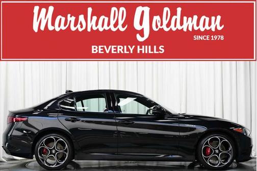 2023 Alfa Romeo Giulia Veloce RWD