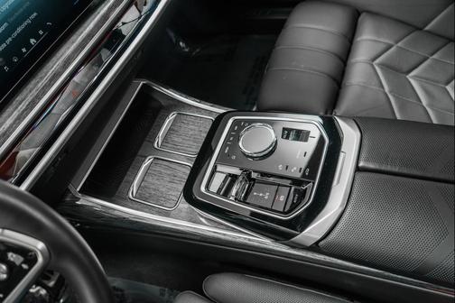 2023 BMW 760 i xDrive