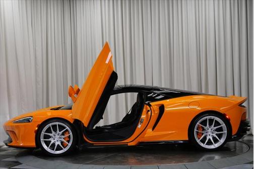 2023 McLaren GT Luxe