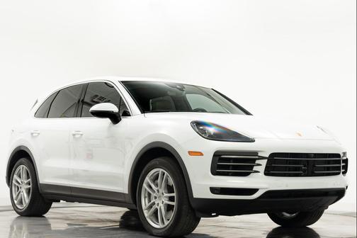 White 2023 Porsche Cayenne Cayenne