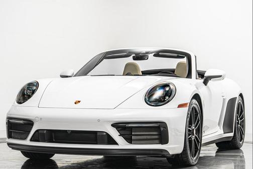 2023 Porsche 911 Carrera 4 GTS