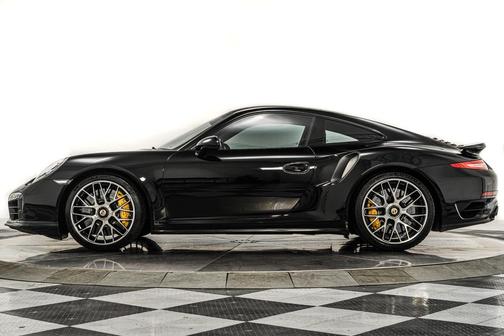 2014 Porsche 911 Turbo S