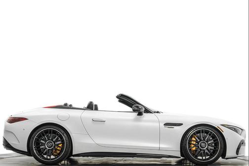2025 Mercedes-Benz AMG SL 63 Base