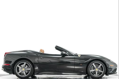 2015 Ferrari California T