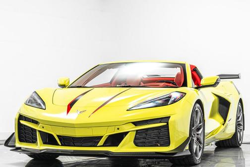 Accelerate Yellow Metallic 2024 Chevrolet Corvette Z06
