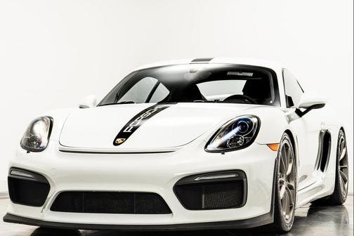 2016 Porsche Cayman GT4