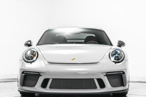 Chalk 2019 Porsche 911 GT3