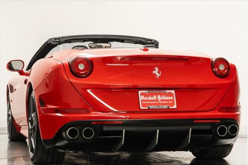 2016 Ferrari California T