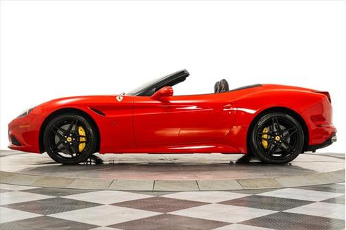 2016 Ferrari California T