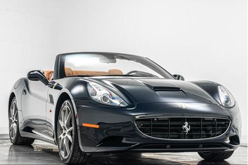 2010 Ferrari California Base