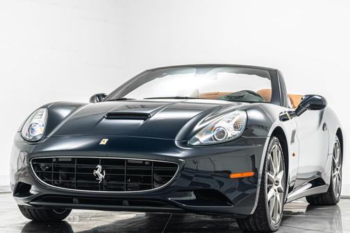 2010 Ferrari California Base
