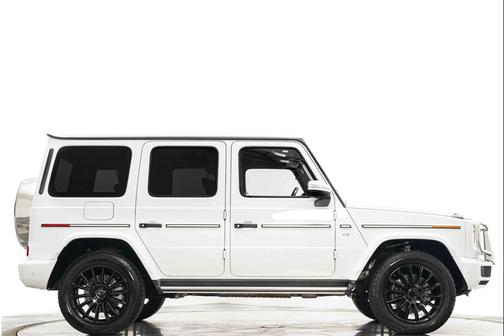 MANUFAKTUR Moonlight White Metallic 2024 Mercedes-Benz G-Class 4MATIC