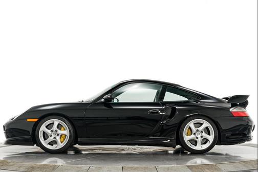 2003 Porsche 911 Carrera
