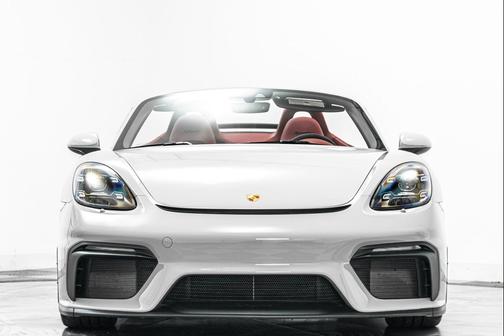 Chalk 2021 Porsche 718 Spyder Spyder -6 Speed Manual, Spyder Classic Interior
