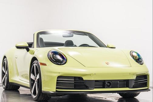 2025 Porsche 911 Carrera