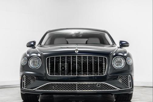 Dark Sapphire Metallic 2026 Bentley Flying Spur Azure -Bang and Olufsen Audio, Mulliner Driving Specification