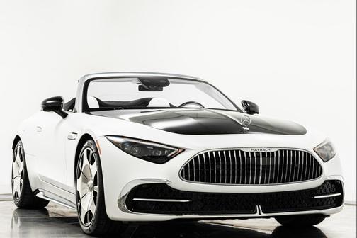 MANUFAKTUR Moonlight White Magno 2026 Mercedes-Benz Maybach SL 680 Monogram Series 4MATIC