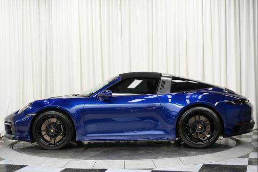 2023 Porsche 911 Targa 4 GTS