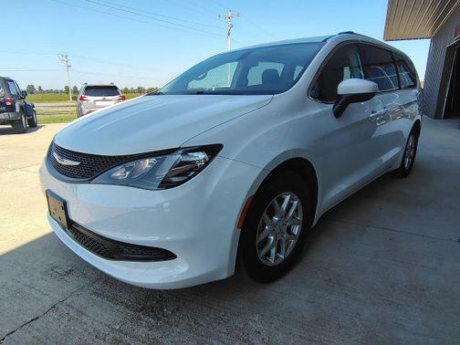 White 2022 Chrysler Voyager LX