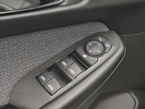 Sterling Gray Metallic 2026 Chevrolet Trailblazer LT