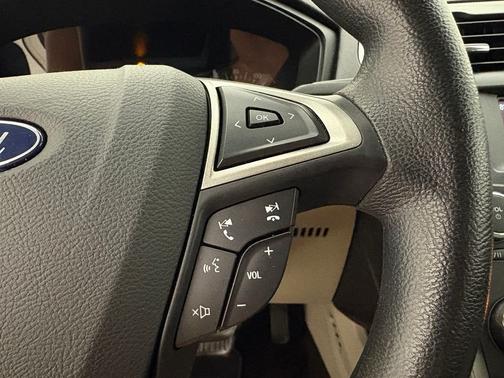 Gold 2018 Ford Fusion SE