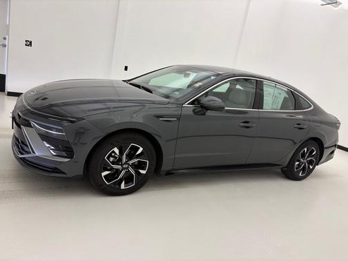 Serenity White 2025 Hyundai SONATA SEL