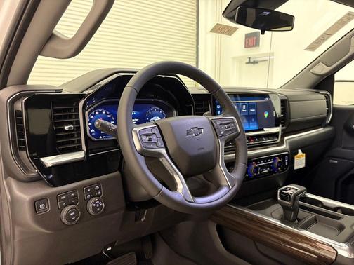 Summit White 2026 Chevrolet Silverado 1500 LT Trail Boss