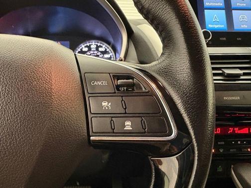 Silver 2024 Mitsubishi Eclipse Cross SE