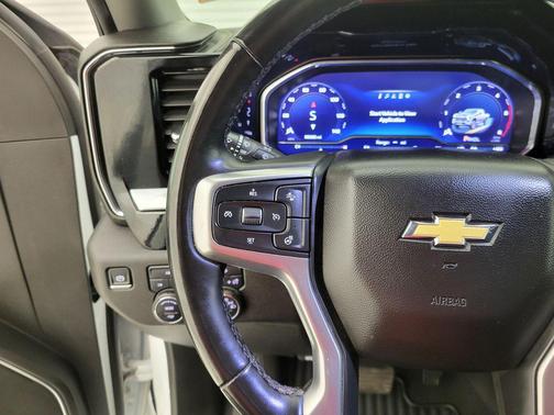 Summit White 2025 Chevrolet Silverado 2500 LT
