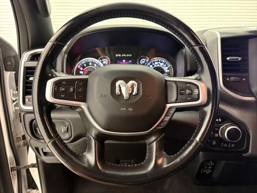White 2023 RAM 1500 Big Horn/Lone Star