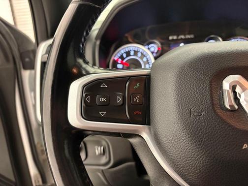 Bright White Clearcoat 2023 RAM 1500 Big Horn/Lone Star