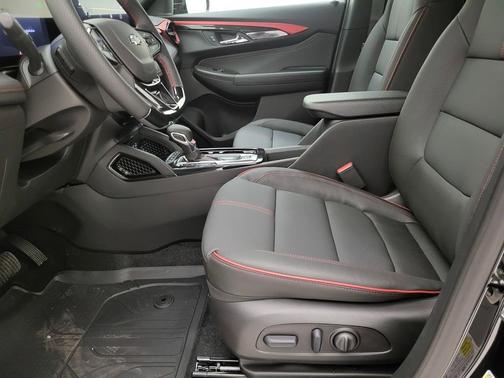 Mosaic Black Metallic 2026 Chevrolet Trailblazer RS
