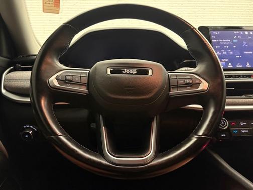 Gray 2022 Jeep Compass Latitude