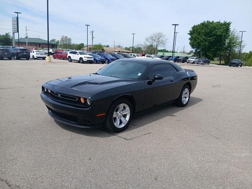 Black 2023 Dodge Challenger SXT