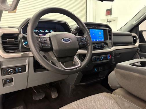 Black 2021 Ford F-150 XLT
