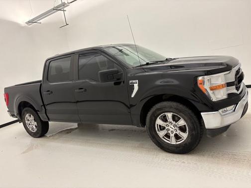 Black 2021 Ford F-150 XLT