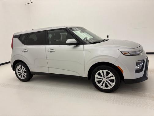 Silver 2021 Kia Soul LX