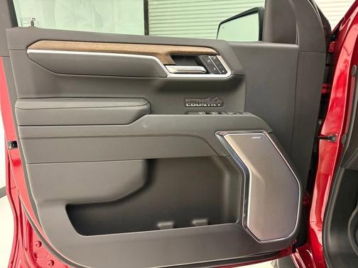 Radiant Red Tintcoat 2026 Chevrolet Silverado 1500 High Country