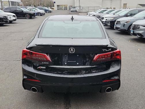 2019 Acura TLX V6 Technology & A-Spec