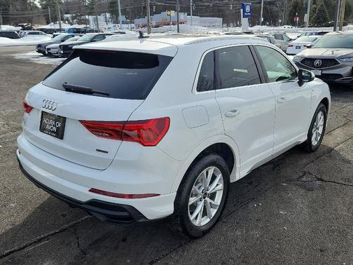 2025 Audi Q3 45 S line Premium