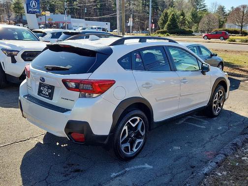 Crystal White Pearl 2020 Subaru Crosstrek Limited