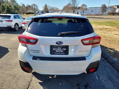 Crystal White Pearl 2020 Subaru Crosstrek Limited