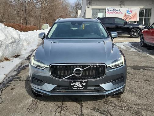 2019 Volvo XC60 T5 Momentum
