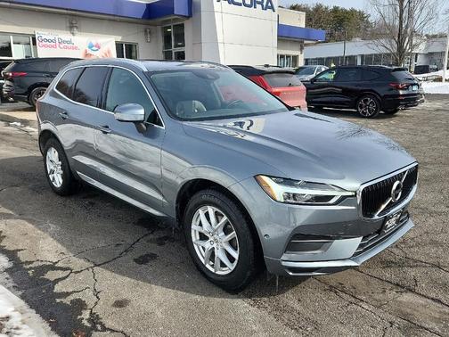 2019 Volvo XC60 T5 Momentum