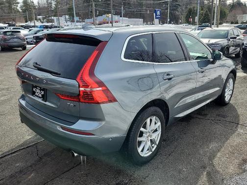2019 Volvo XC60 T5 Momentum
