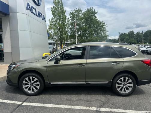 2018 Subaru Outback 2.5i Touring